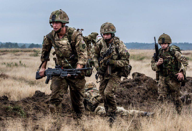 Soldados británicos en el terreno durante Anakonda 2014. Imagen: Wojsko Polskie