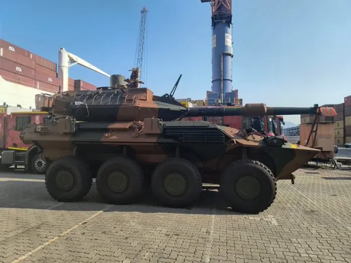 الجيش البرازيلي يتلقى أول مدرعات 8×8 Centauro II القتالية للاختبار والتقييم