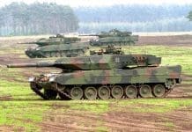 Leopard 2A5 del Bundeswehr se ejercitan en el terreno. Imagen: Internet.