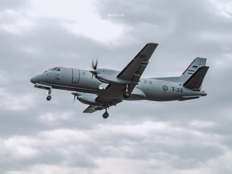 El Nuevo Saab 340B De La Fuerza Aérea Arribó A La I Brigada Aérea