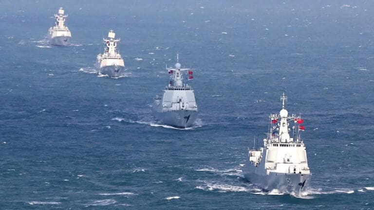 Buques de la Armada de China y Rusia se adiestraron en aguas del Golfo de  Finlandia | Zona Militar