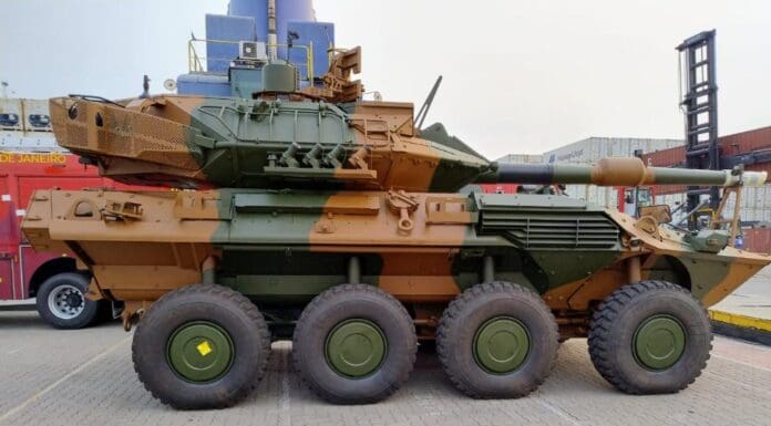 8x8 Centauro II del Ejército Brasileño